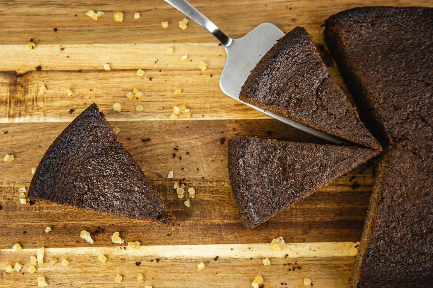 8" Round | BLACK CAKE